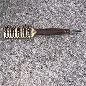 Vent brush *bundle with my other hair items*